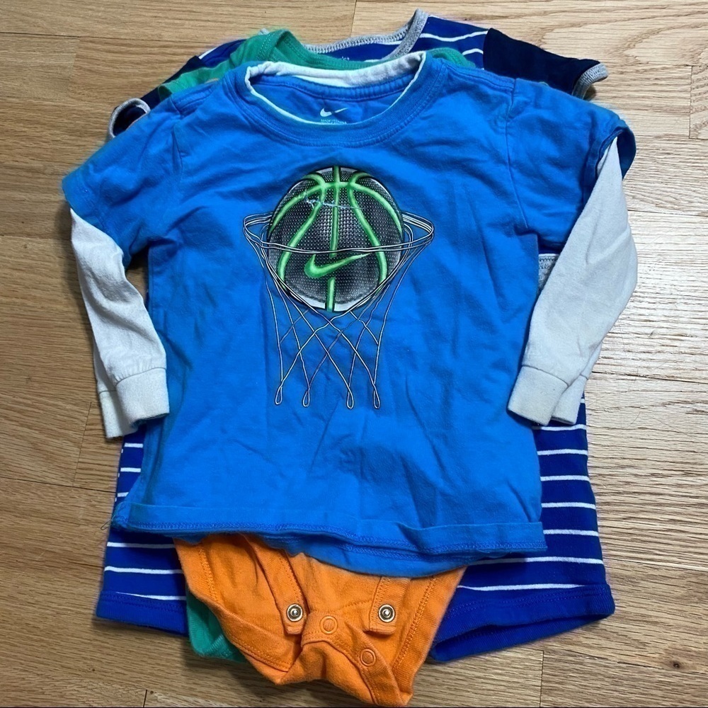 18 mos Boy Clothing Bundle Romper Long Sleeve Shirt Short Sleeve Onesie Nike - Picture 3 of 7